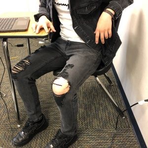 Meet your Posher, Efrain